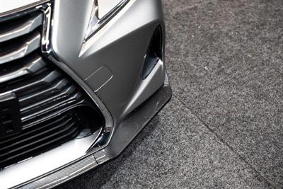 2017 Lexus IS 300h - Thumbnail