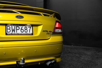 2004 Ford Falcon - Thumbnail