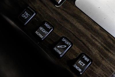 2005 Toyota Crown - Thumbnail