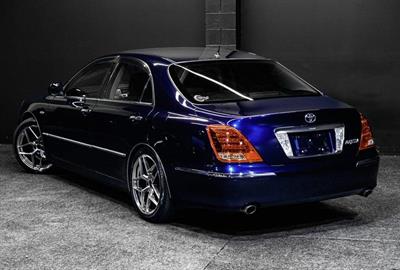 2005 Toyota Crown - Thumbnail