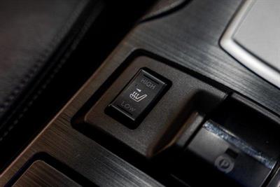 2013 Subaru Legacy - Thumbnail