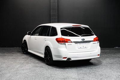 2013 Subaru Legacy - Thumbnail