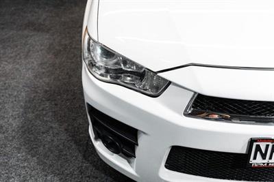 2011 Mitsubishi Outlander - Thumbnail
