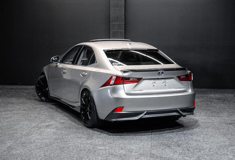 2013 Lexus IS 300h