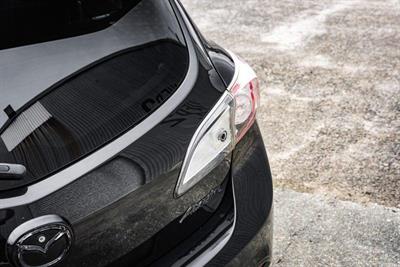 2010 Mazda Axela - Thumbnail
