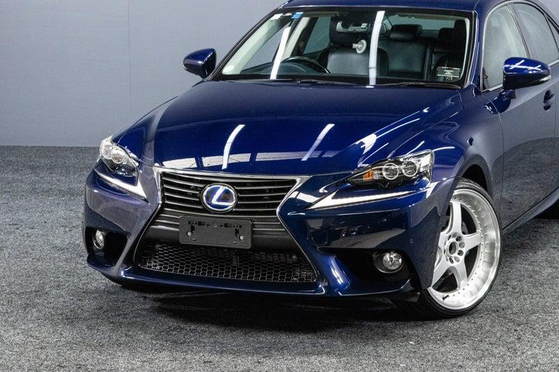 2013 Lexus IS 300h