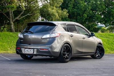 2009 Mazda Axela - Thumbnail