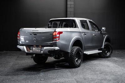 2019 Mitsubishi Triton - Thumbnail