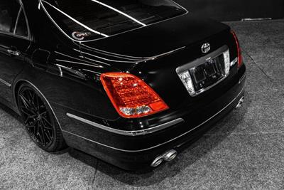 2005 Toyota Crown - Thumbnail