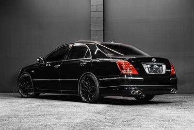 2005 Toyota Crown - Thumbnail