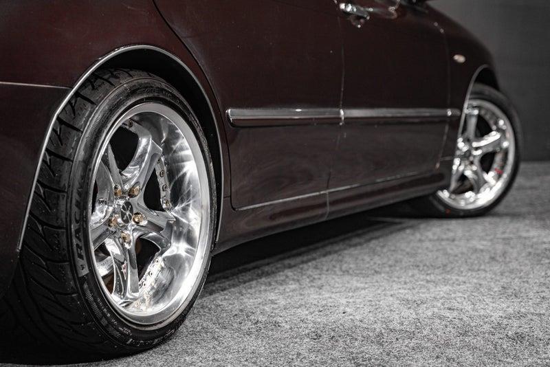 2004 Toyota Crown