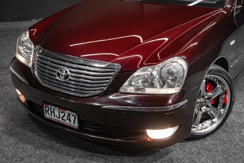 2004 Toyota Crown