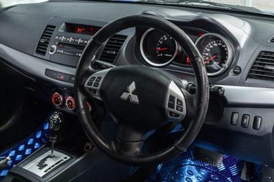 2011 Mitsubishi Lancer - Thumbnail