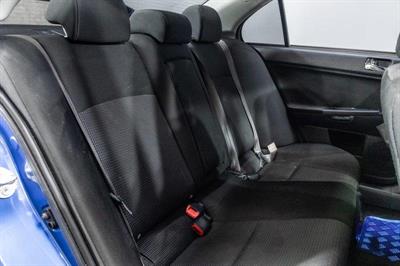 2011 Mitsubishi Lancer - Thumbnail