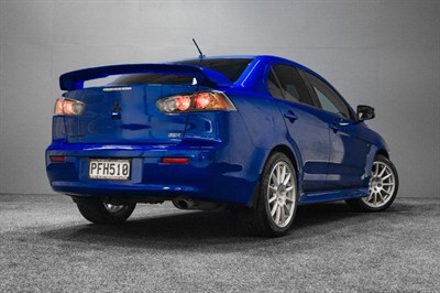 2014 Mitsubishi Lancer - Thumbnail