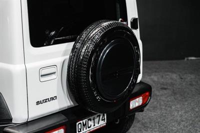 2024 Suzuki Jimny - Thumbnail