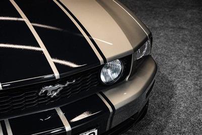 2005 Ford Mustang - Thumbnail