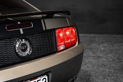 2005 Ford Mustang - Thumbnail