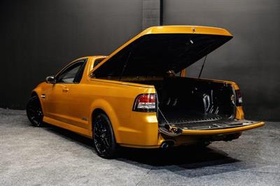 2010 Holden Commodore - Thumbnail