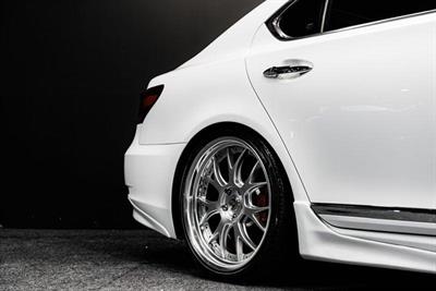 2012 Lexus LS 460 - Thumbnail