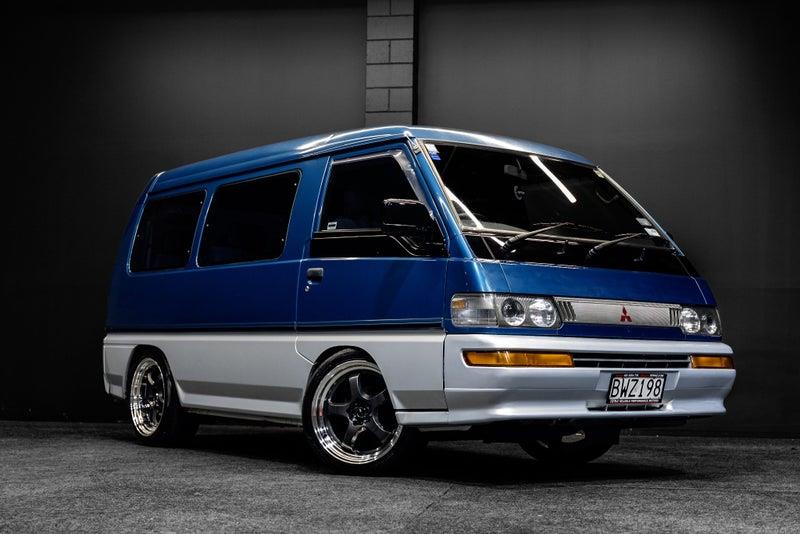 1995 Mitsubishi Delica
