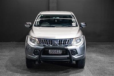 2016 Mitsubishi Triton - Thumbnail
