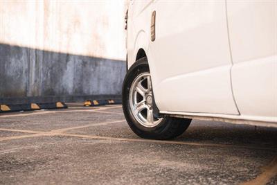 2017 Toyota HIACE - Thumbnail