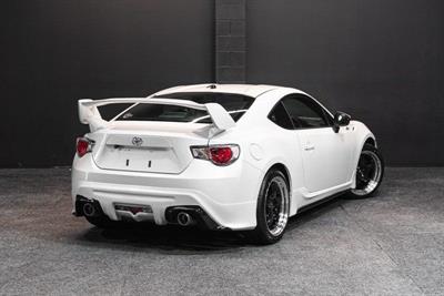 2013 Toyota 86GT - Thumbnail