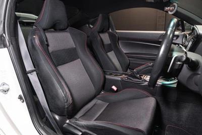 2013 Toyota 86GT - Thumbnail