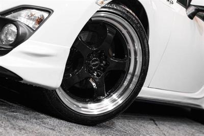 2013 Toyota 86GT - Thumbnail