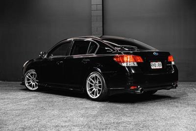 2009 Subaru Legacy - Thumbnail