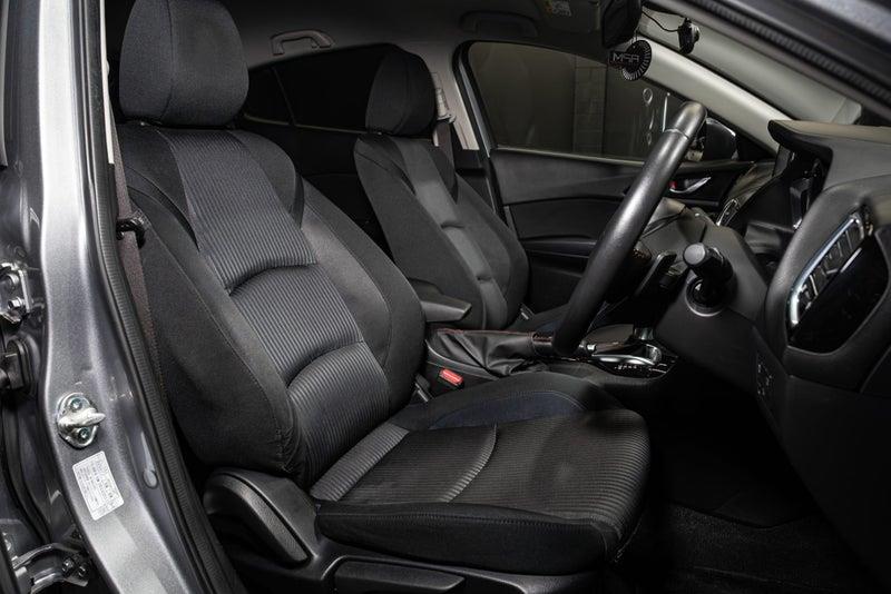 2014 Mazda Axela