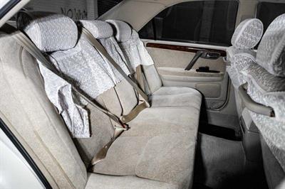 2001 Toyota Crown - Thumbnail