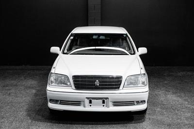 2001 Toyota Crown - Thumbnail