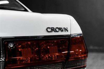 2001 Toyota Crown - Thumbnail