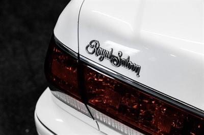 2001 Toyota Crown - Thumbnail