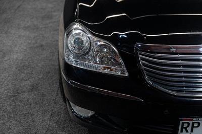 2004 Toyota Crown - Thumbnail