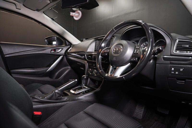 2013 Mazda Atenza
