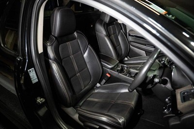 2017 Holden Commodore - Thumbnail