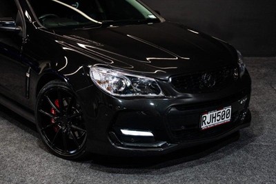 2017 Holden Commodore - Thumbnail