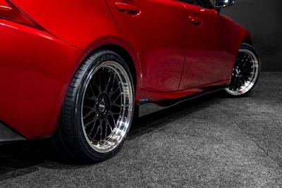 2013 Lexus IS 300h - Thumbnail