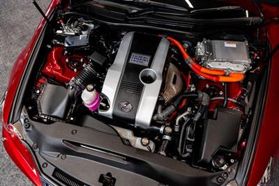 2013 Lexus IS 300h - Thumbnail