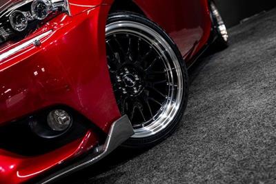 2013 Lexus IS 300h - Thumbnail