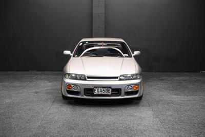 1996 Nissan Skyline - Thumbnail