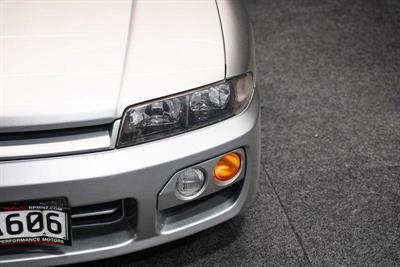 1996 Nissan Skyline - Thumbnail