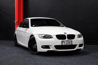 2009 BMW 320i - Thumbnail