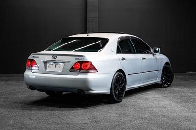 2004 Toyota Crown - Thumbnail