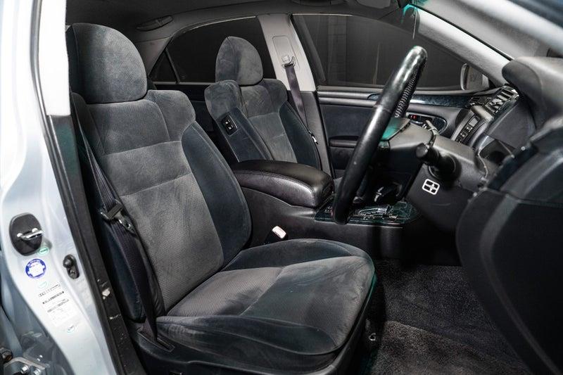 2004 Toyota Crown