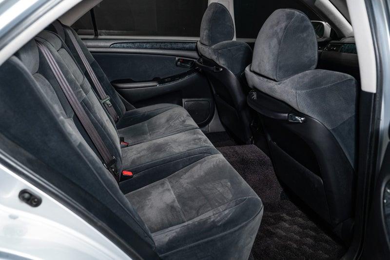 2004 Toyota Crown