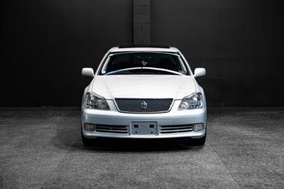 2004 Toyota Crown - Thumbnail